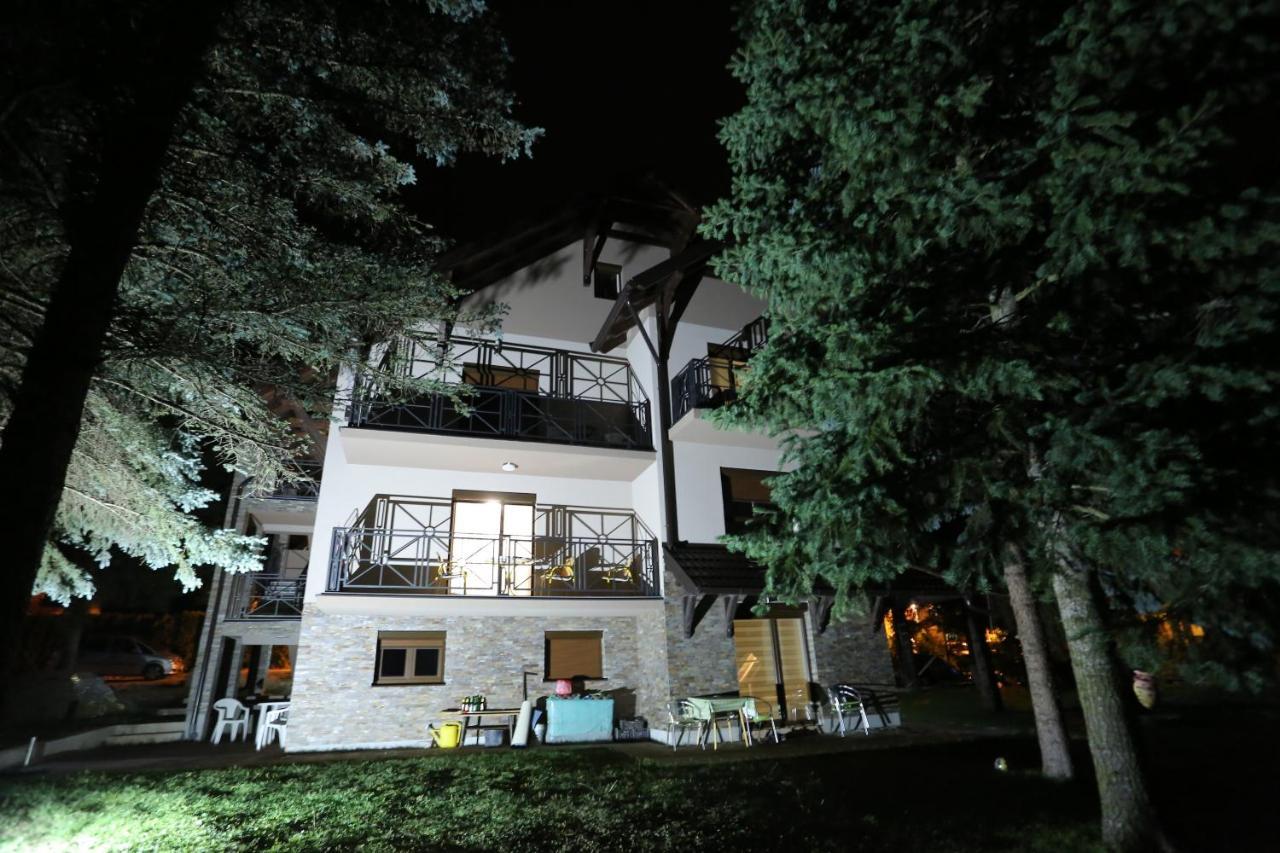 Mipet Apartmani Zlatibor Exterior foto