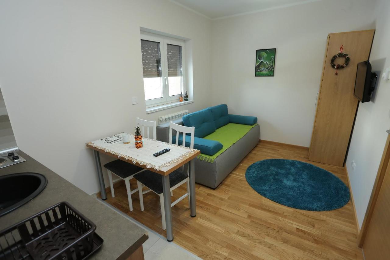 Mipet Apartmani Zlatibor Exterior foto